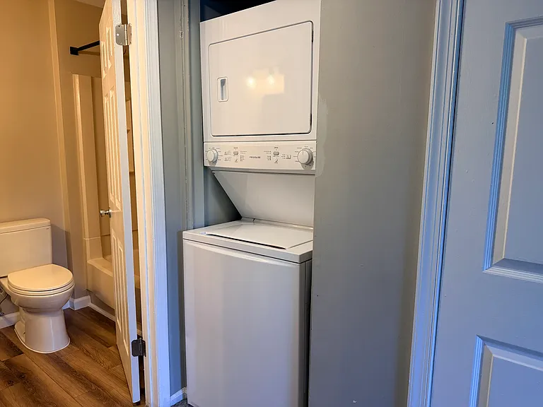 In Unit Washer and Dryer