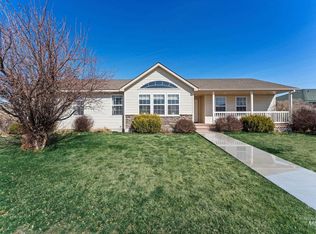 108 NE Thunder St, Mountain Home, ID 83647