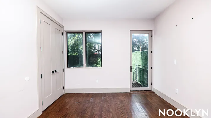 Rented by Nooklyn NYC LLC | media 9