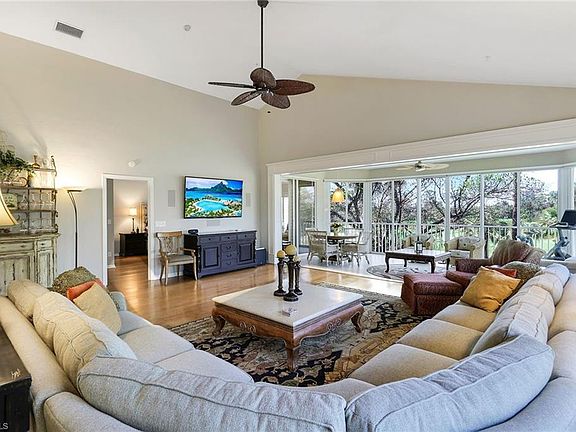 4th image of 26876 Wedgewood DR #203