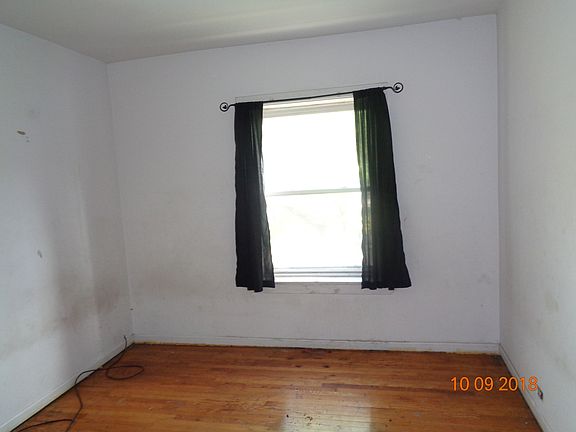 5th image of 2569 E 71st St #13