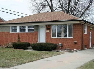 24706 Dwight Ave, Eastpointe, MI 48021