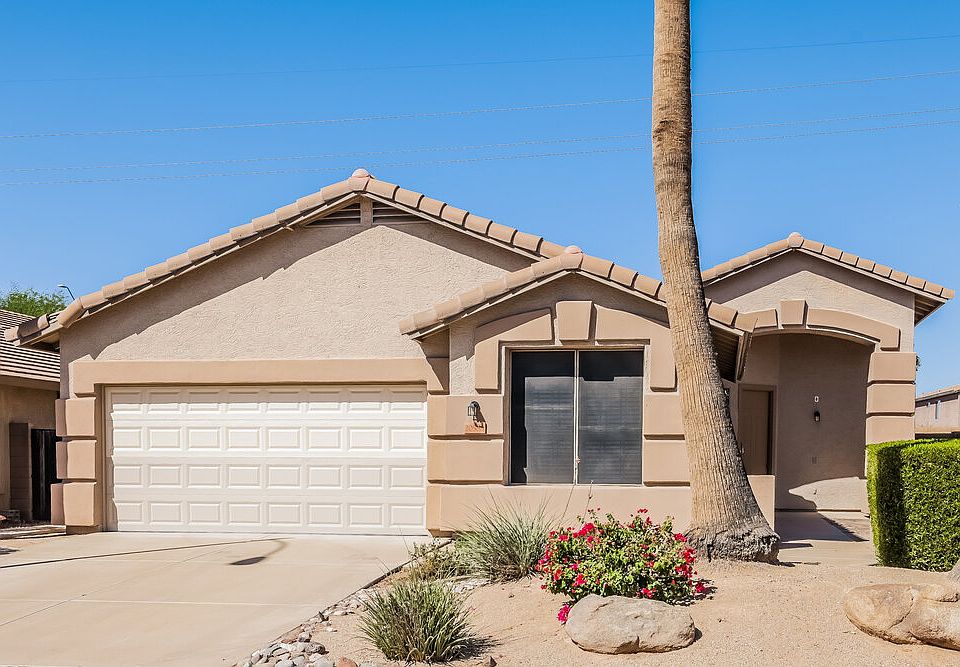 1st image of 20588 N 90th Ln