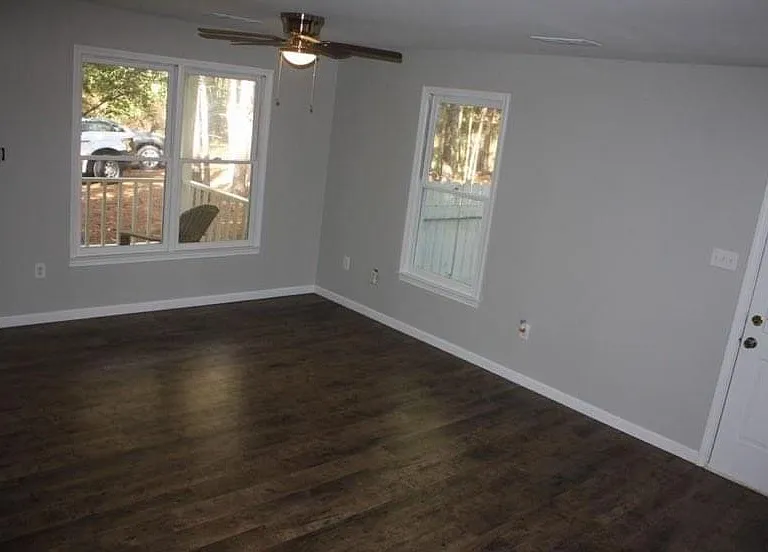 9185 Brumbelow Rd — Photo 3