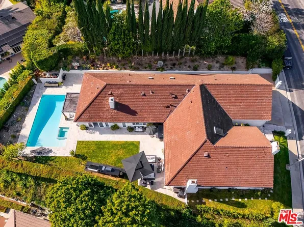 3063 Deep Canyon Dr, Beverly Hills, CA 90210