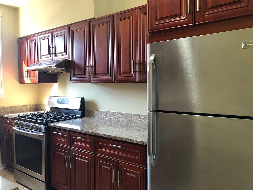 1st image of 32-30 88th St Floor 2