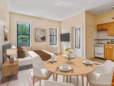 821 Bergen Ave APT C12, Jersey City, NJ, 07306