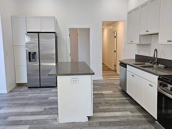2nd image of 1320 High St #2