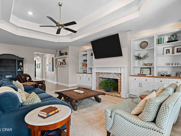100 Talbot St, Southport, FL 32409