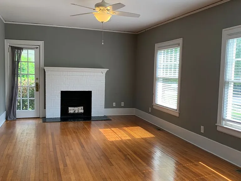 23 Colonial Dr — Photo 14