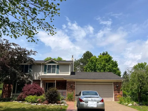25940 Buckminster Dr, Novi, MI 48375