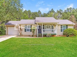 825 S Laney Rd, Locust Grove, GA 30248