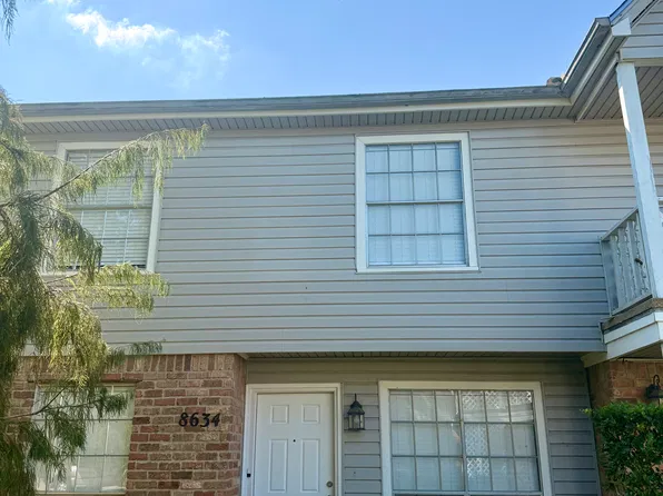 8634 Glenmeadow Dr, Beaumont, TX 77706