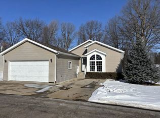 3700 Peach Blossom Ln, Midland, MI 48642