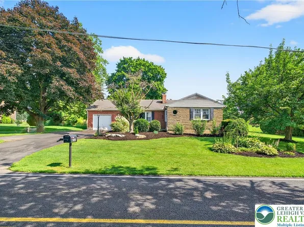 4164 Hecktown Rd, Bethlehem, PA 18020