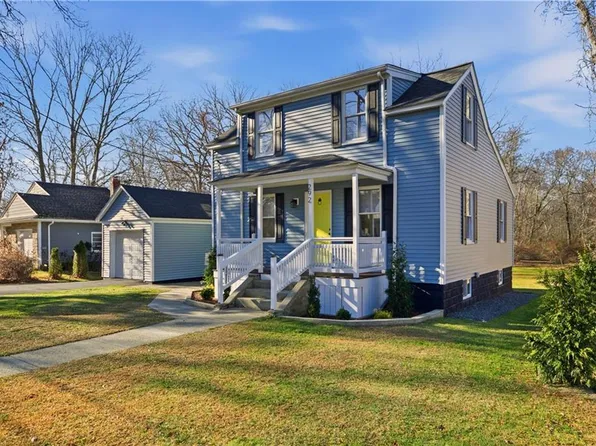 292 Sowams Rd, Barrington, RI 02806