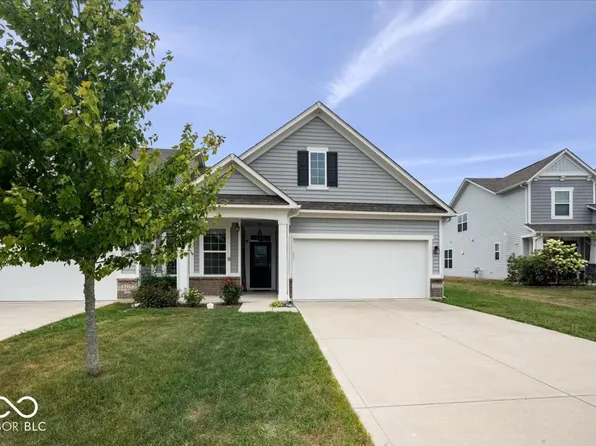 6212 Colonial Dr, Whitestown, IN 46075