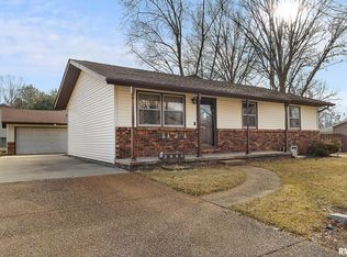 3820 Grouse Rd, Springfield, IL 62707