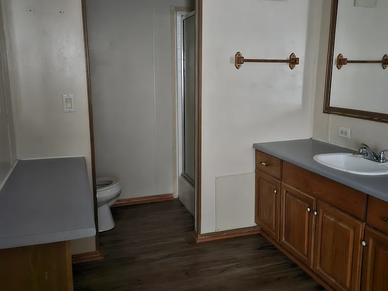 183 Southwest Dr #13 — Photo 8