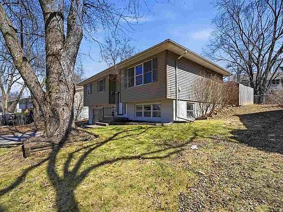 3rd image of 1022 Wylde Green Rd