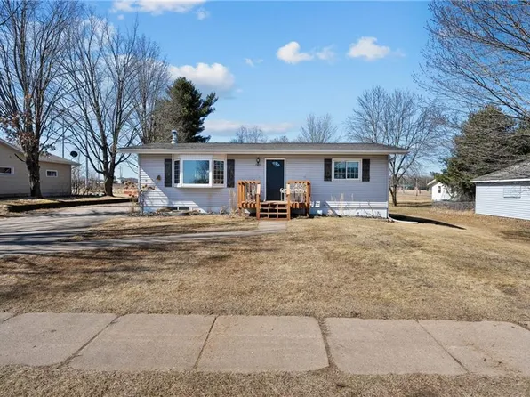 305 Wisconsin Street, Fall Creek, WI 54742