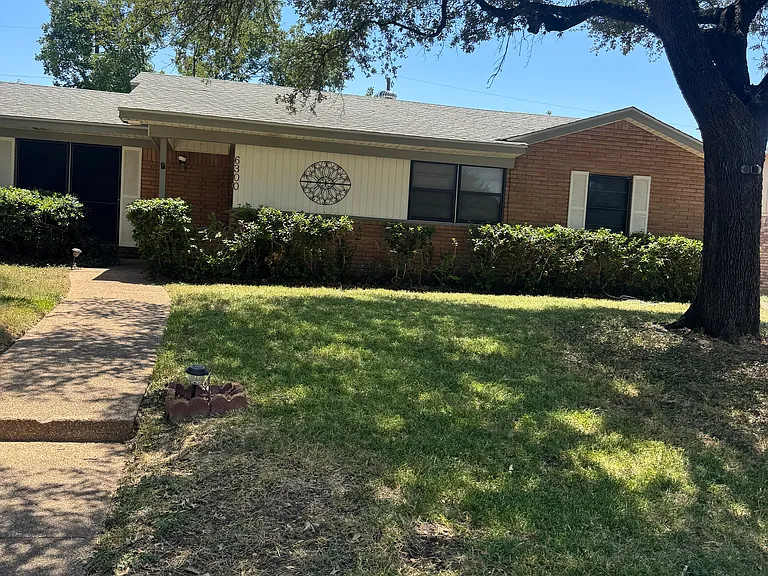 6300 Landmark Dr — Photo 1