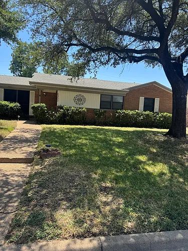 6300 Landmark Dr Photo 1