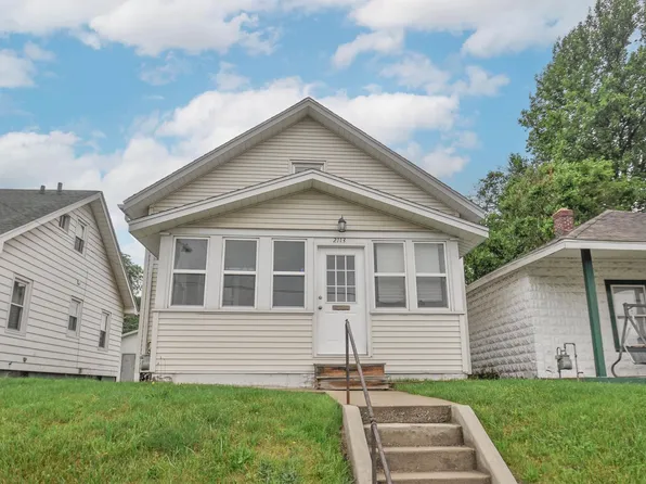 2113 S Franklin St, South Bend, IN 46613