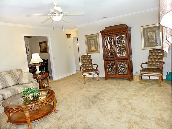 4th image of 89 Paine Dr