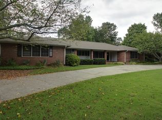 2520 Roxburgh Dr, Roswell, GA 30076