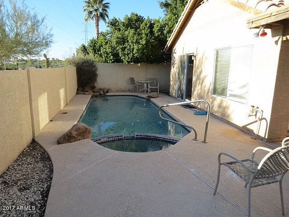 3rd image of 11892 N 111th Way