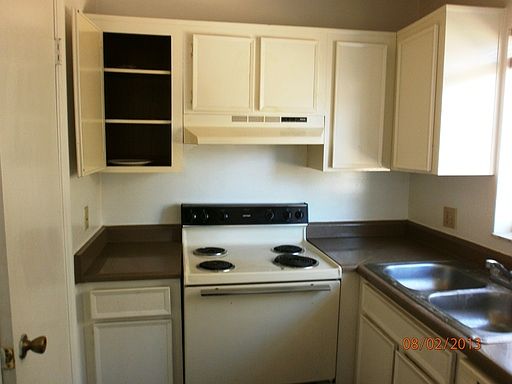 3rd image of 4124 Pershing Pt Pl APT 7
