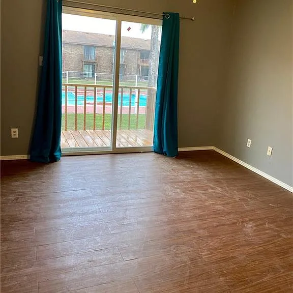 2201 S Jackson Rd #M-34 — Photo 3