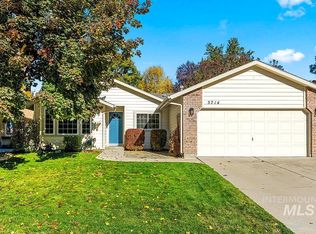 5714 W Parapet Ct, Boise, ID 83703