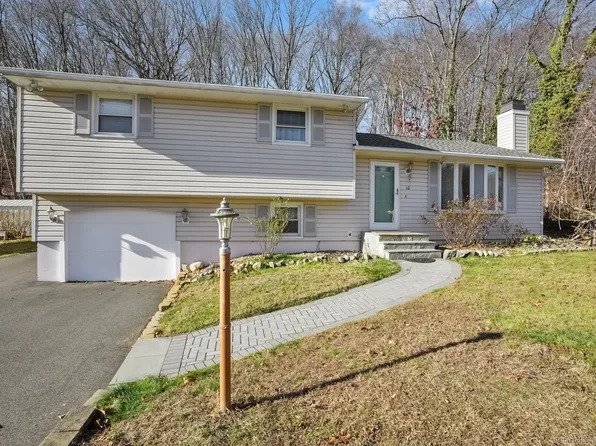 10 Badger Road, Wolcott, CT 06716