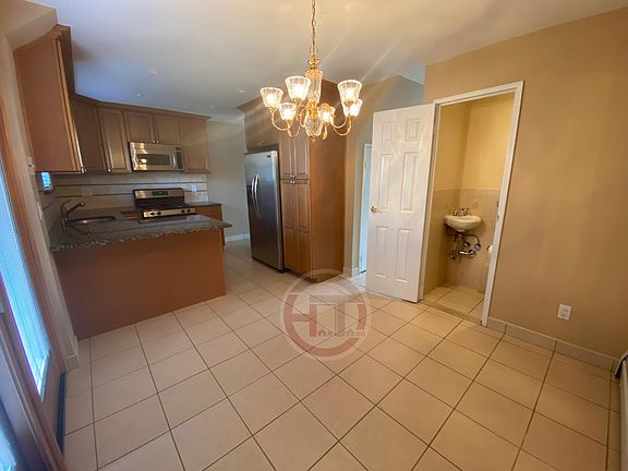 2nd image of 1118 Ellsworth Ave #2