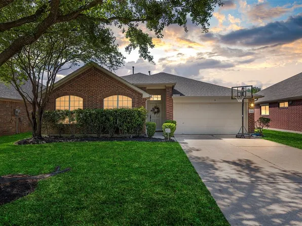20611 Raincrest Drive, Katy, TX 77449