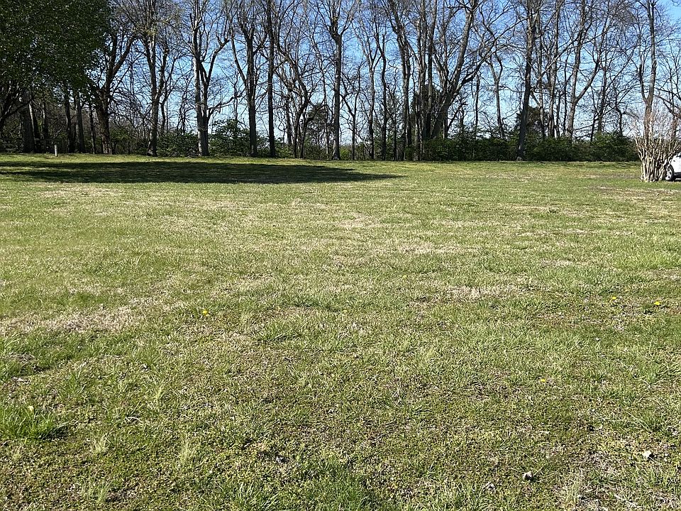 2nd image of 702 Meadow Rd Lot 37