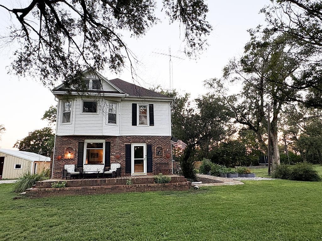 Kitty　Ｃ-26.27 5076 S Fairchilds Rd, Lindsborg, KS 67456 | Zillow