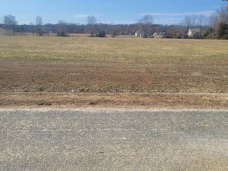 1st image of 38 Nomini Bay Dr