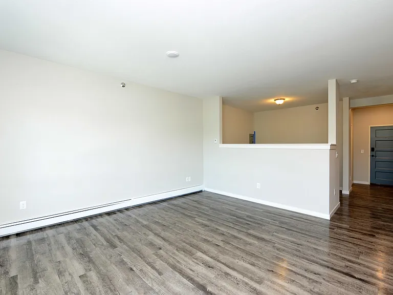 914 15th St N #103 — Photo 5