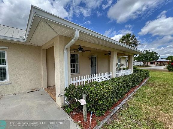2nd image of 1051 SW 85th Way