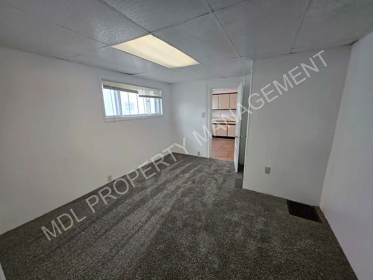 316 N Jackson — Photo 5