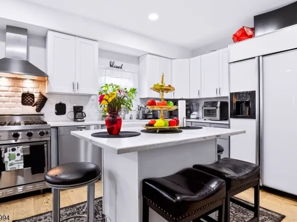 649 E 30Th St, Paterson City, NJ 07513