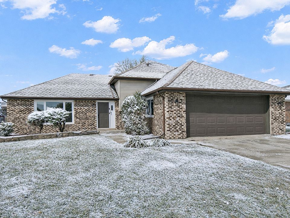 1st image of 19520 Lake Lynwood Dr