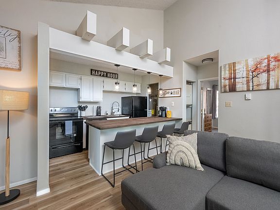 4th image of 83 N Angel Fire Rd #54