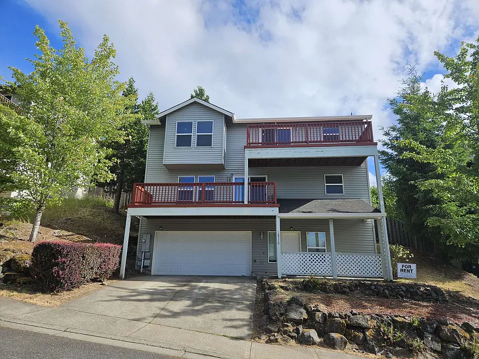 18558 SW Mandy Ct