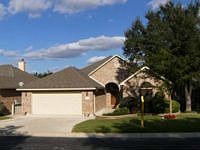 1st image of 106 W Creekview Dr