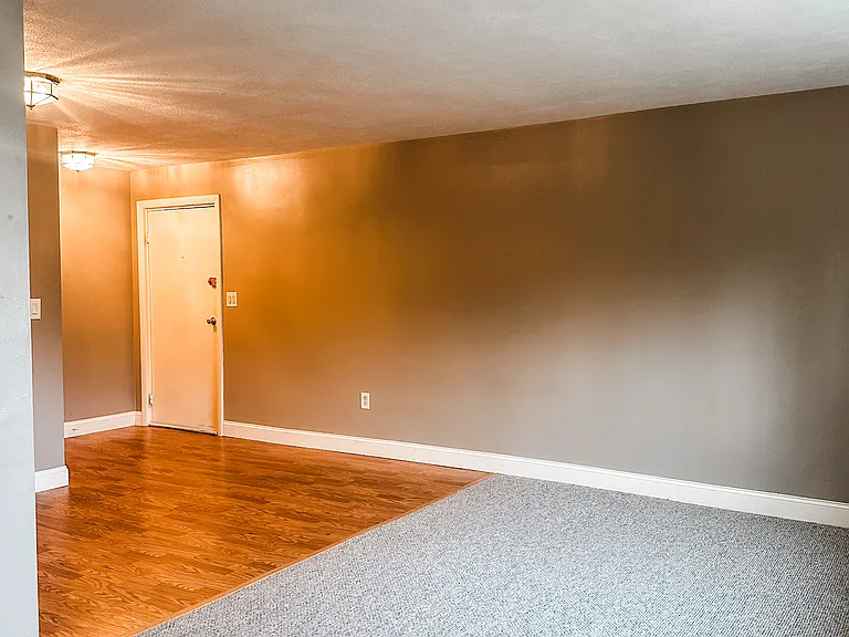 425 S Huntington Ave #1 — Photo 9