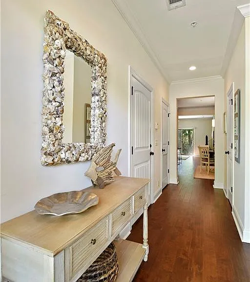 507 Reserve Ln — Photo 3